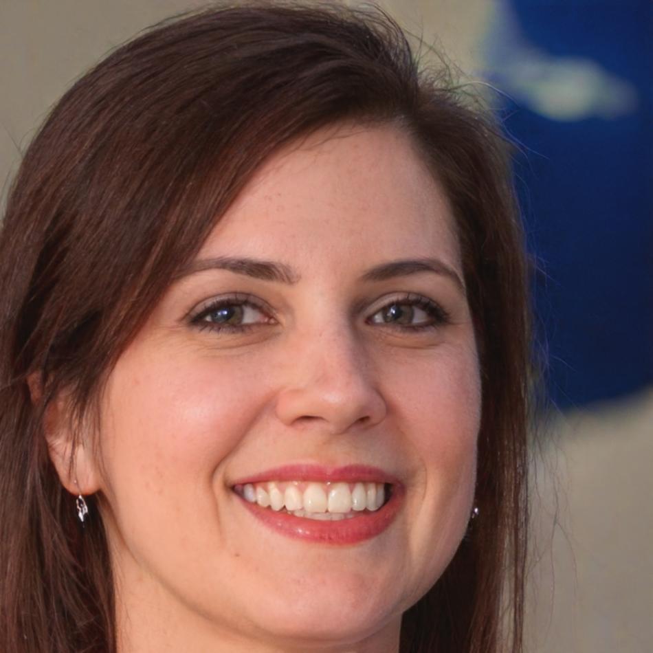 Andra Popescu - Specialist Educație Financiară